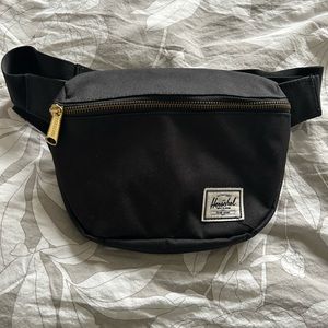 Herschel black hip pack